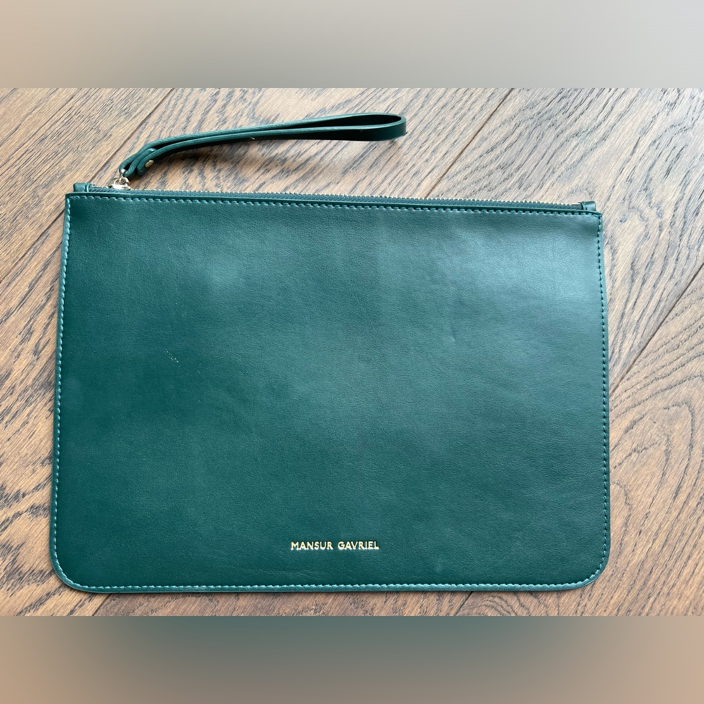 Mansur Gavriel envelope clutch (green)